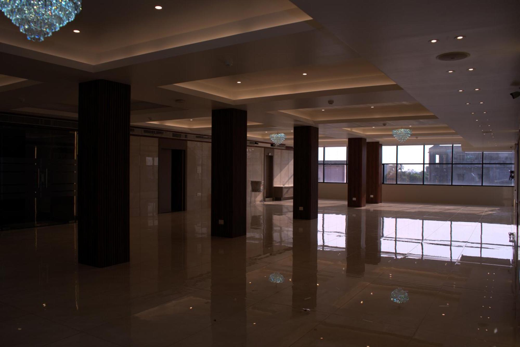Hotel Tanisha Kishanganj Zewnętrze zdjęcie